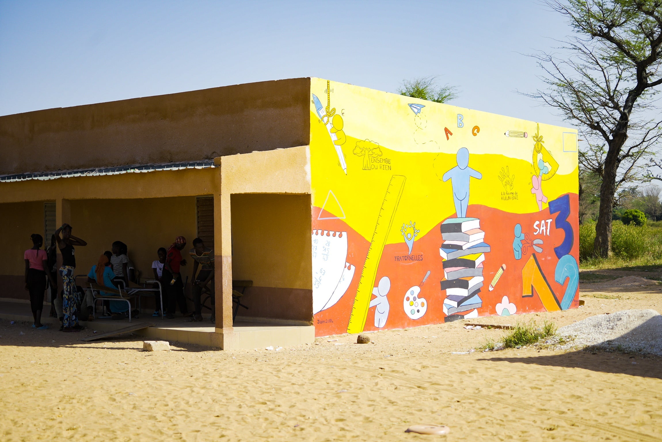 SAT-215-Rénovation École