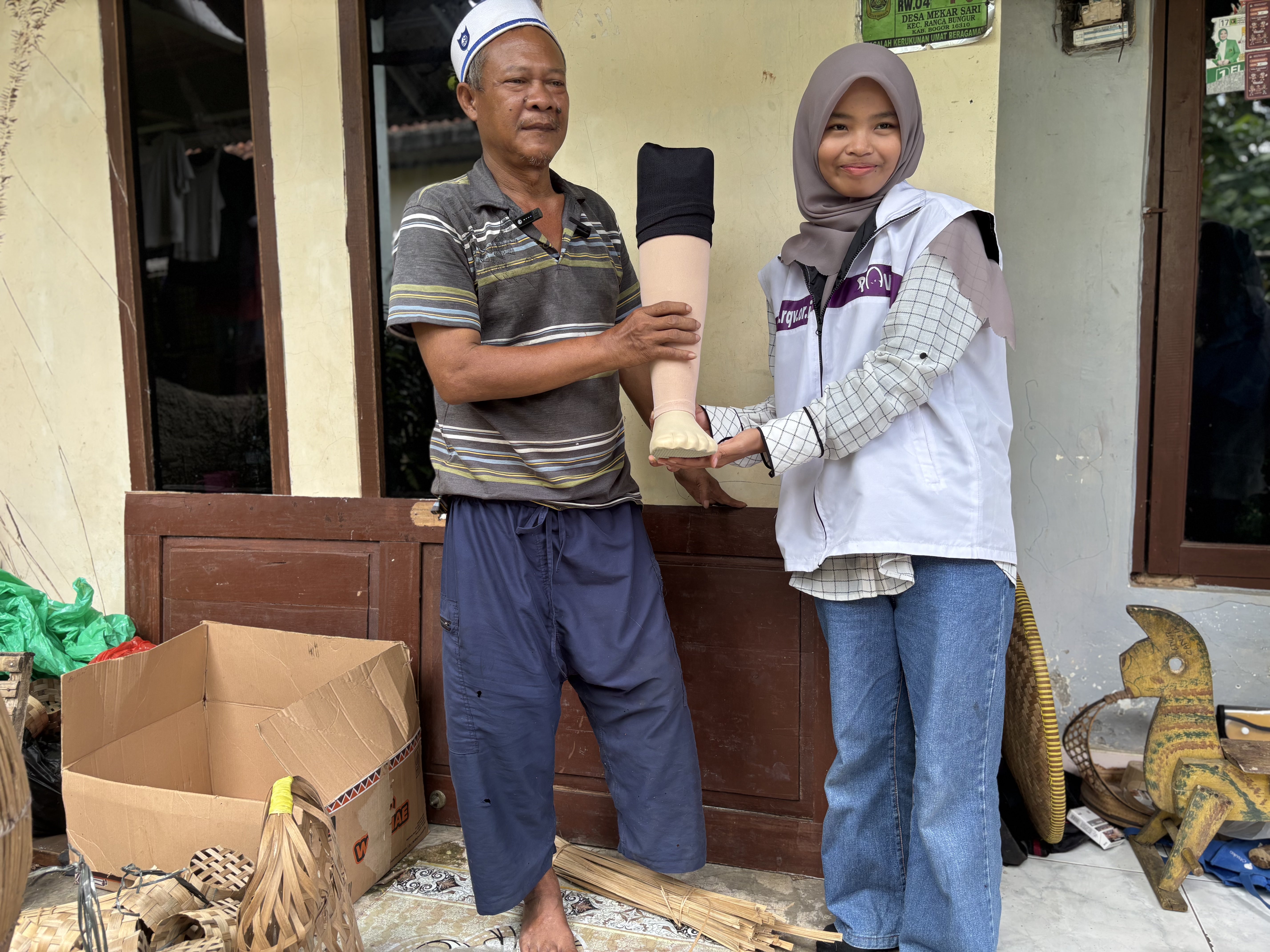 3 Prostheses – Bogor, Indonesia