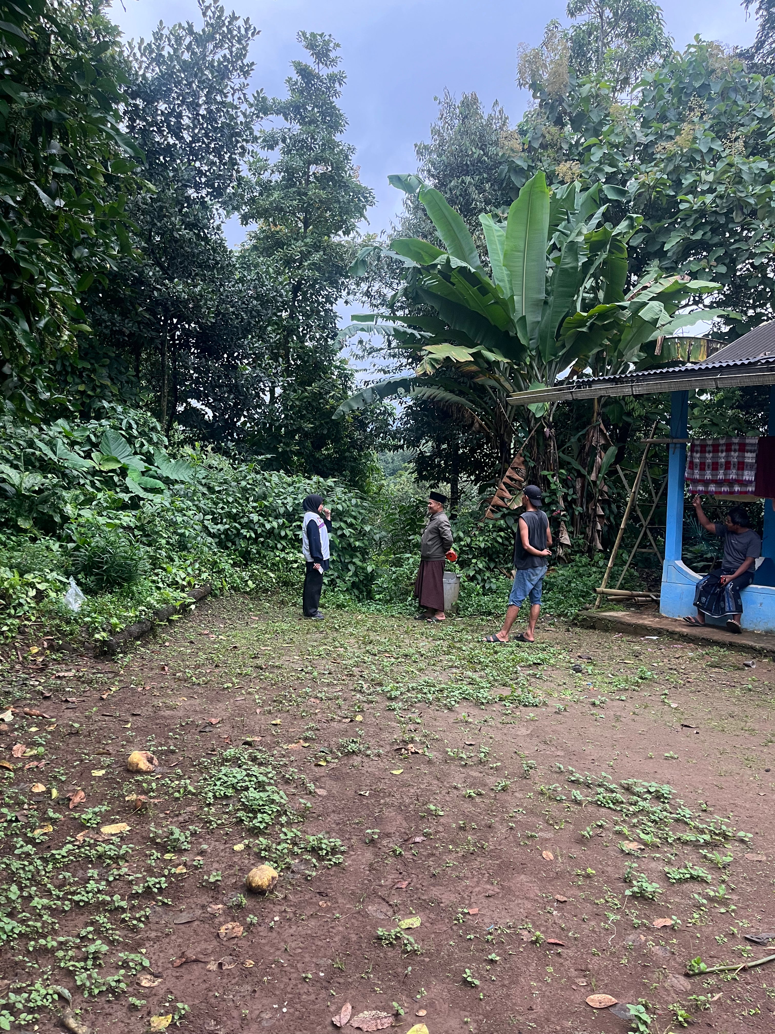 SAT-245: Réalisation d'un forage, Bogor; Indonésie.