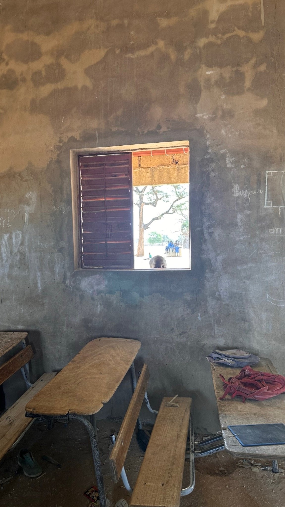 SAT-215-Rénovation École