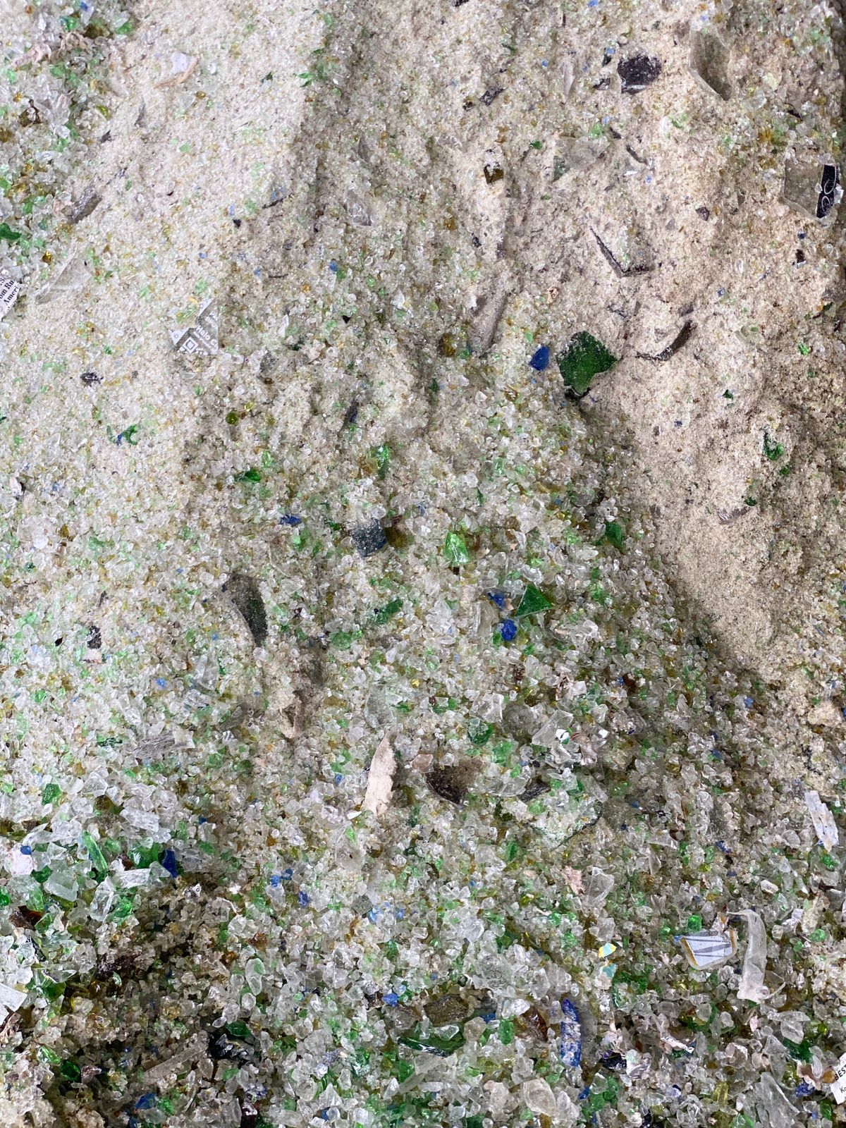 SAT-48 - Machine de recyclage du verre – Gili Trawangan, Indonésie