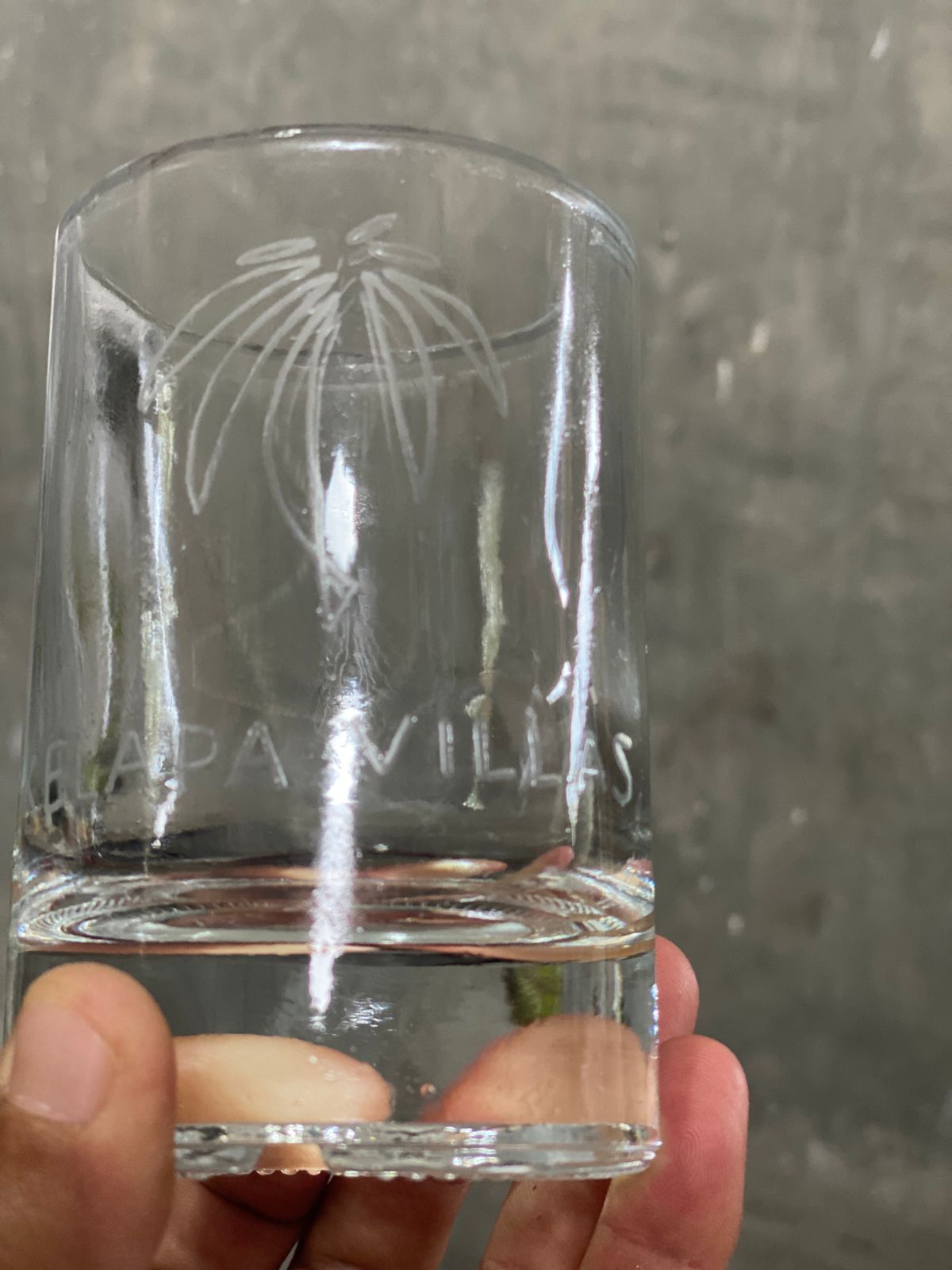 SAT-48 - Machine de recyclage du verre – Gili Trawangan, Indonésie