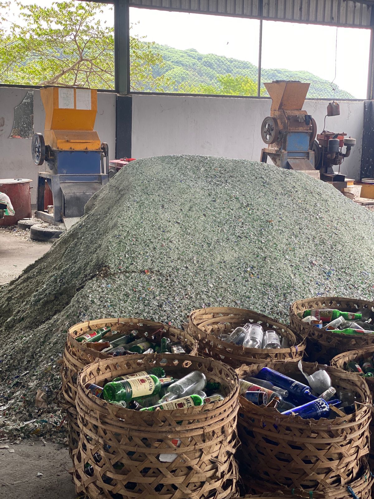 SAT-48 - Machine de recyclage du verre – Gili Trawangan, Indonésie