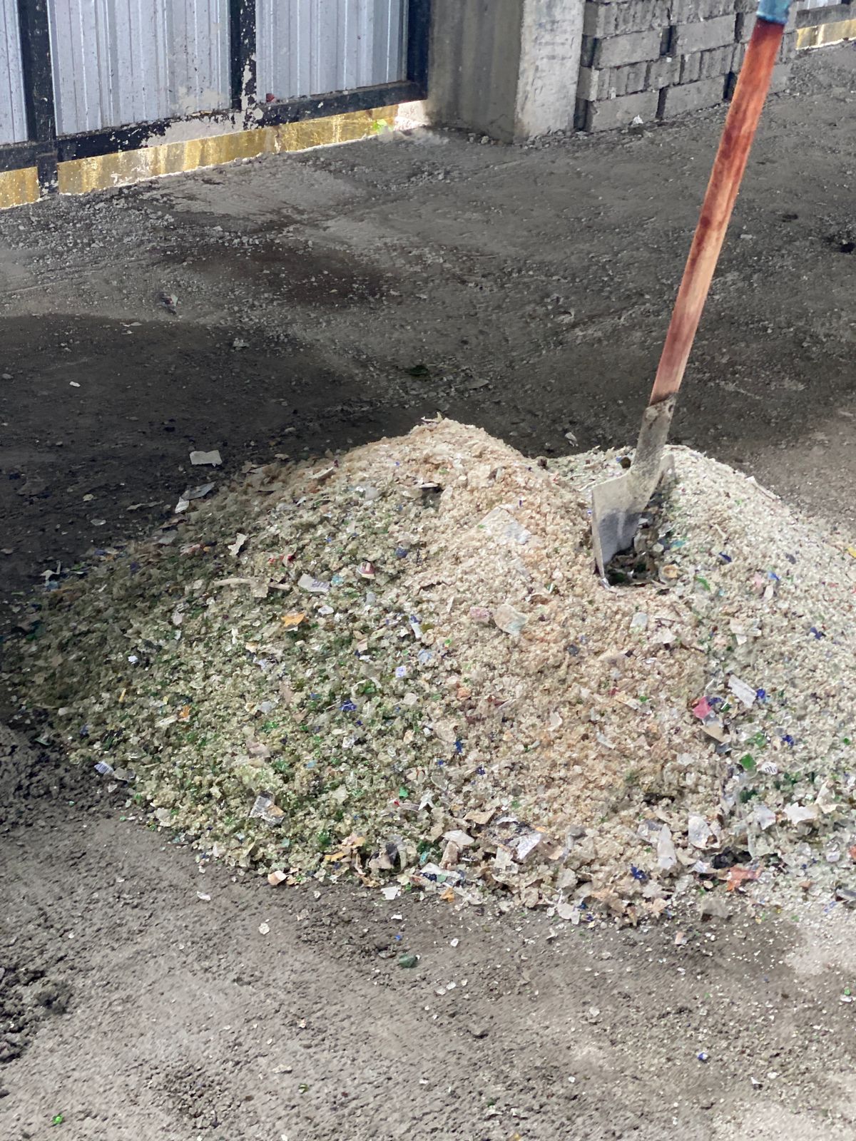 SAT-48 - Machine de recyclage du verre – Gili Trawangan, Indonésie