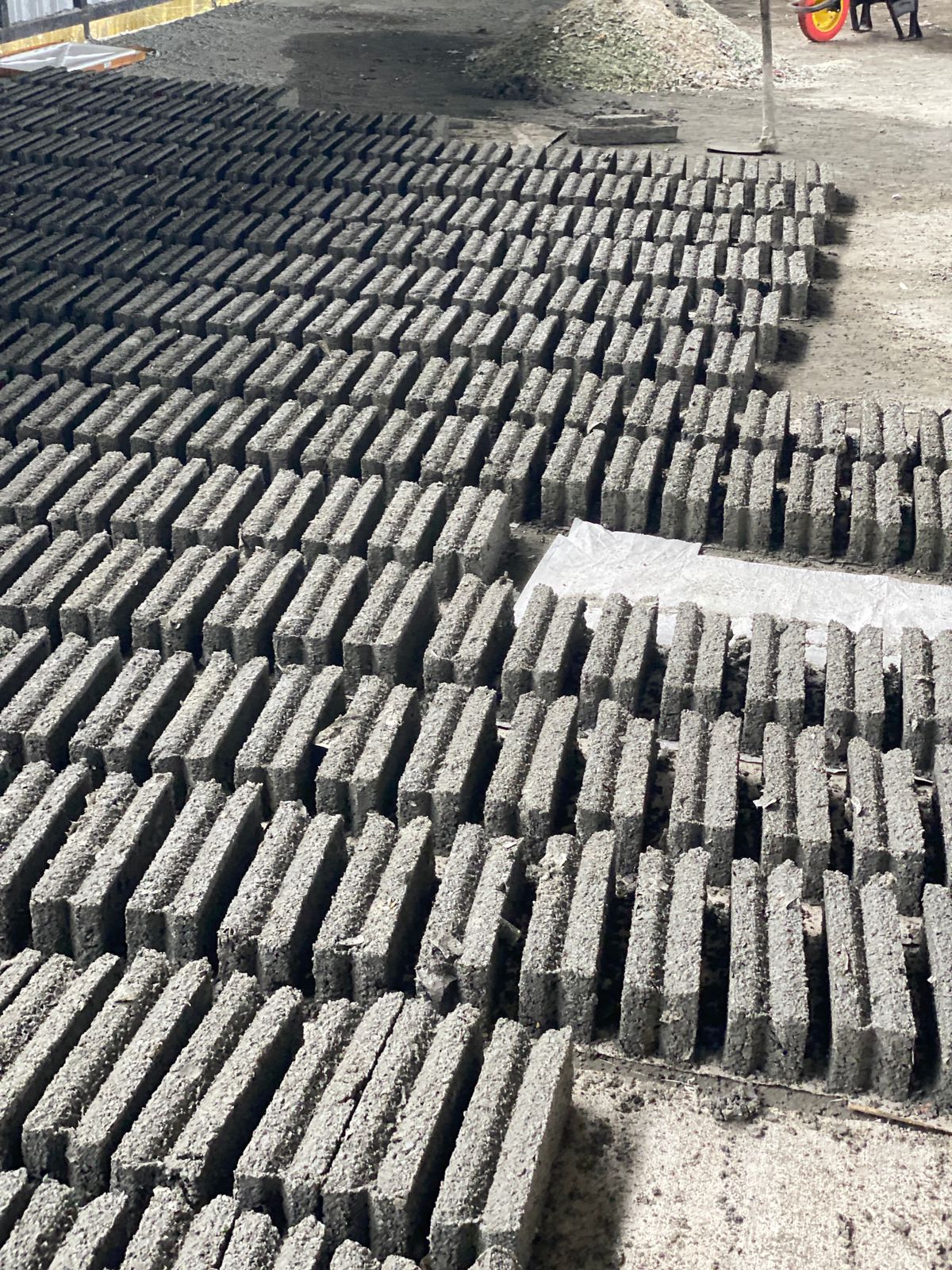 SAT-48 - Machine de recyclage du verre – Gili Trawangan, Indonésie