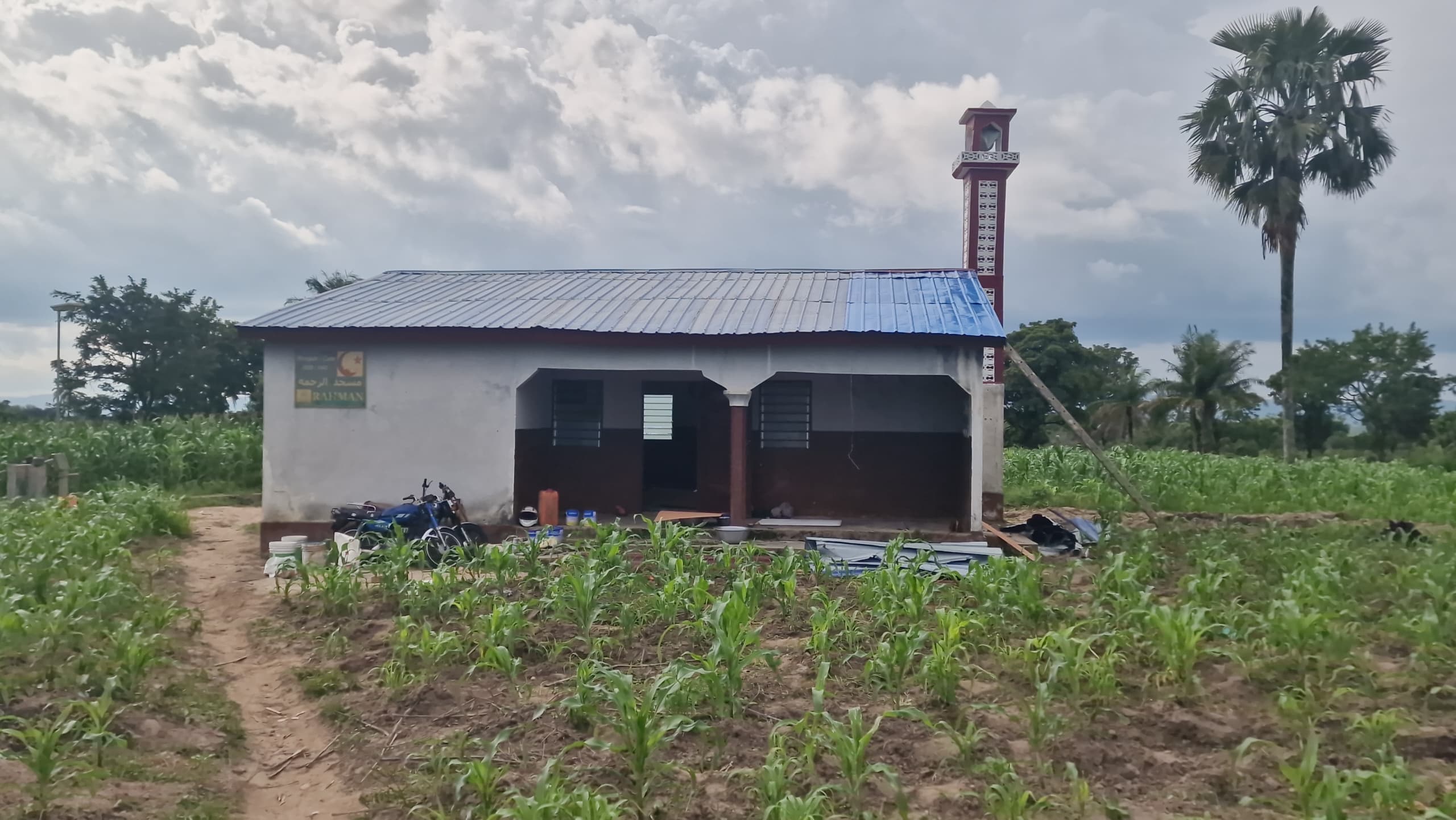 SAT-169 - Toit centre communautaire (Village Watchalo) - Togo, Sotouboua