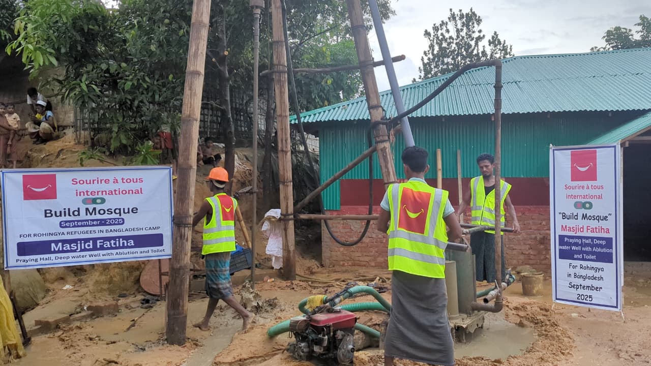 SAT-12 - Construction Centre communautaire - Bangladesh