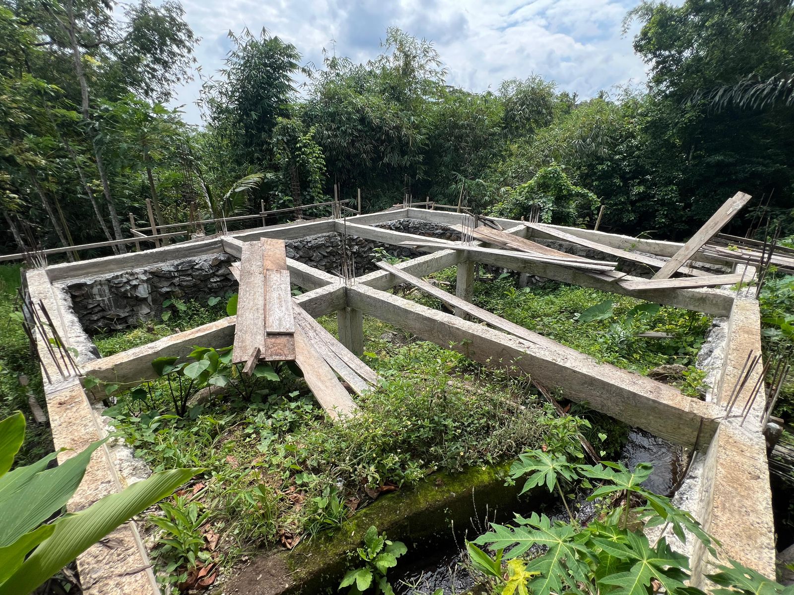 SAT-240 - Construction d'un centre communautaire - Indonésie, Lombok