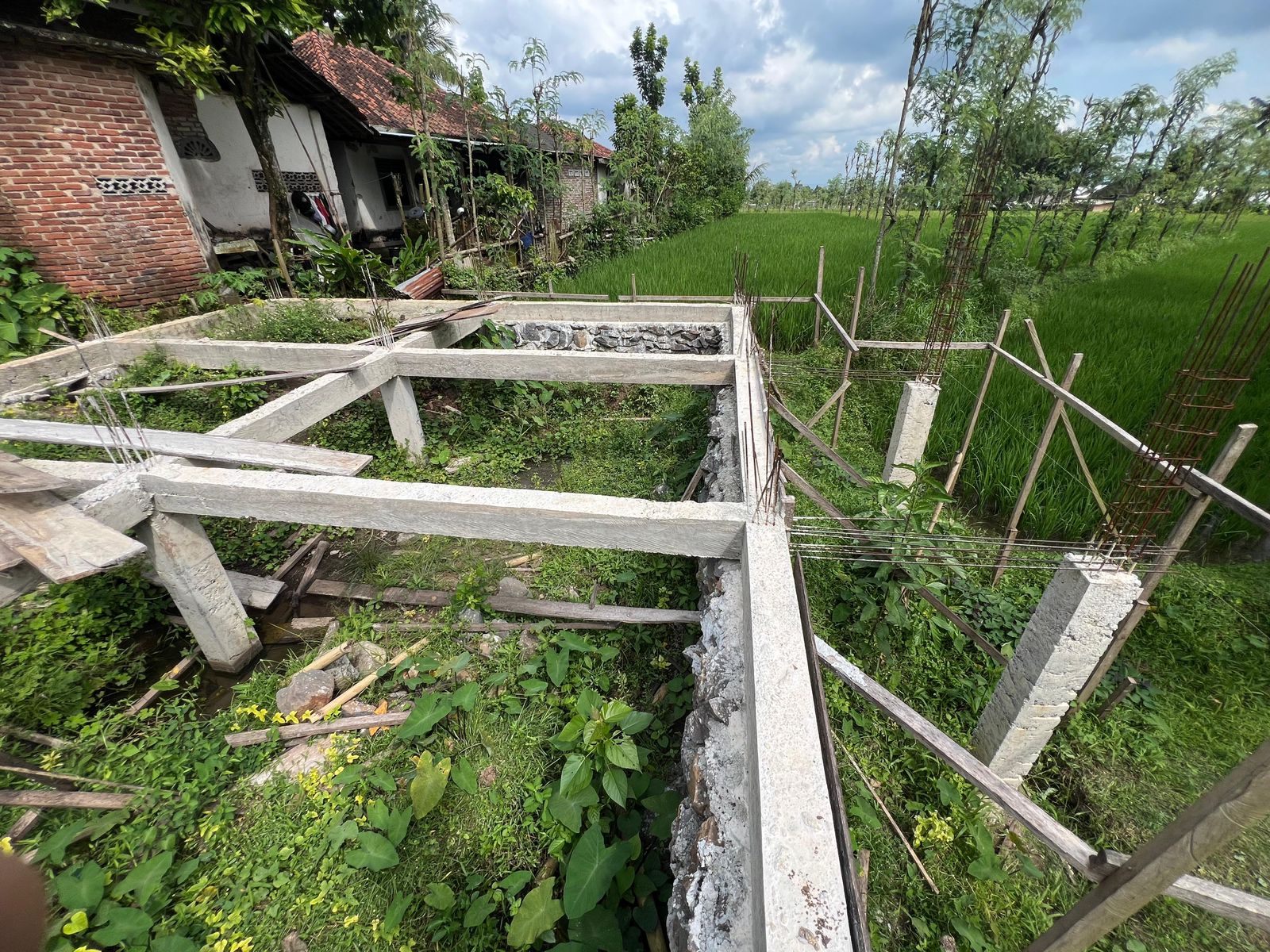 SAT-240 - Construction d'un centre communautaire - Indonésie, Lombok