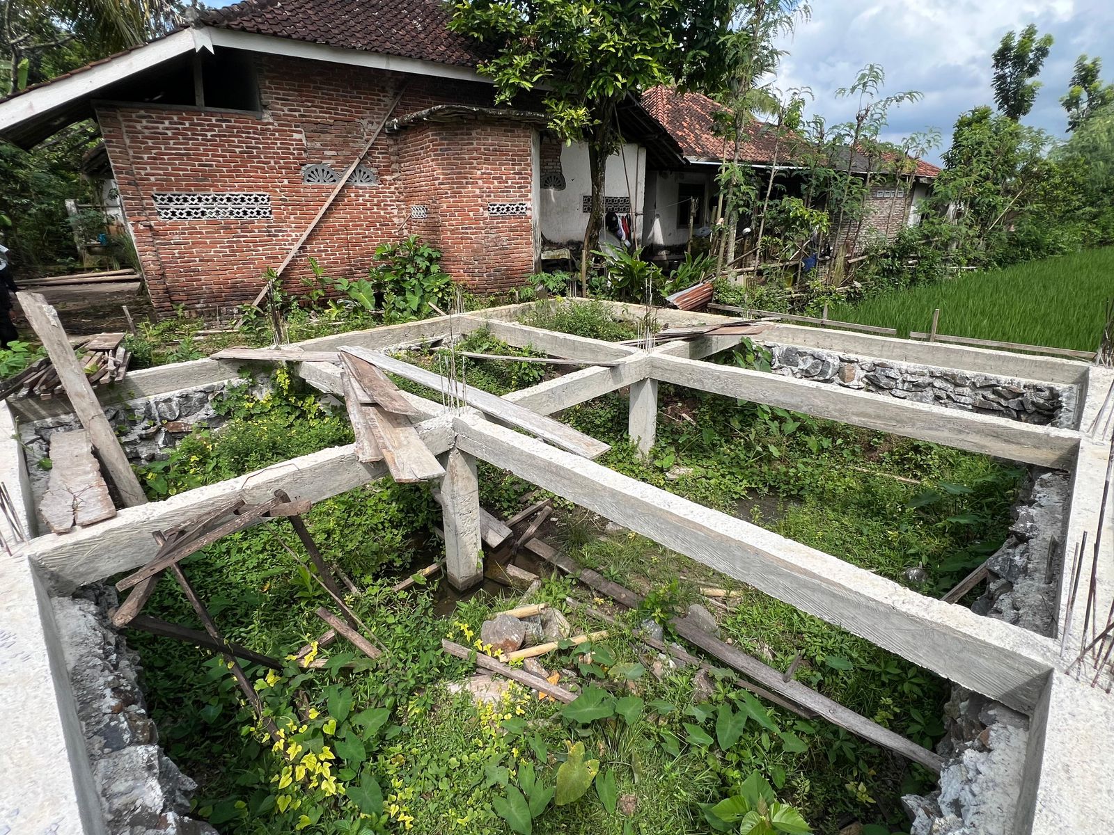 SAT-240 - Construction d'un centre communautaire - Indonésie, Lombok