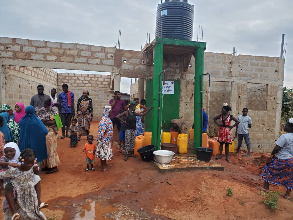 SAT-153 - Mini forage - Togo, adeti cope , zio